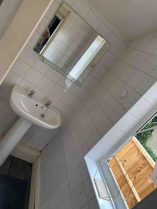 Apartment 1, 48 Sneinton Hermitage Nottingham Ng2 4Bs